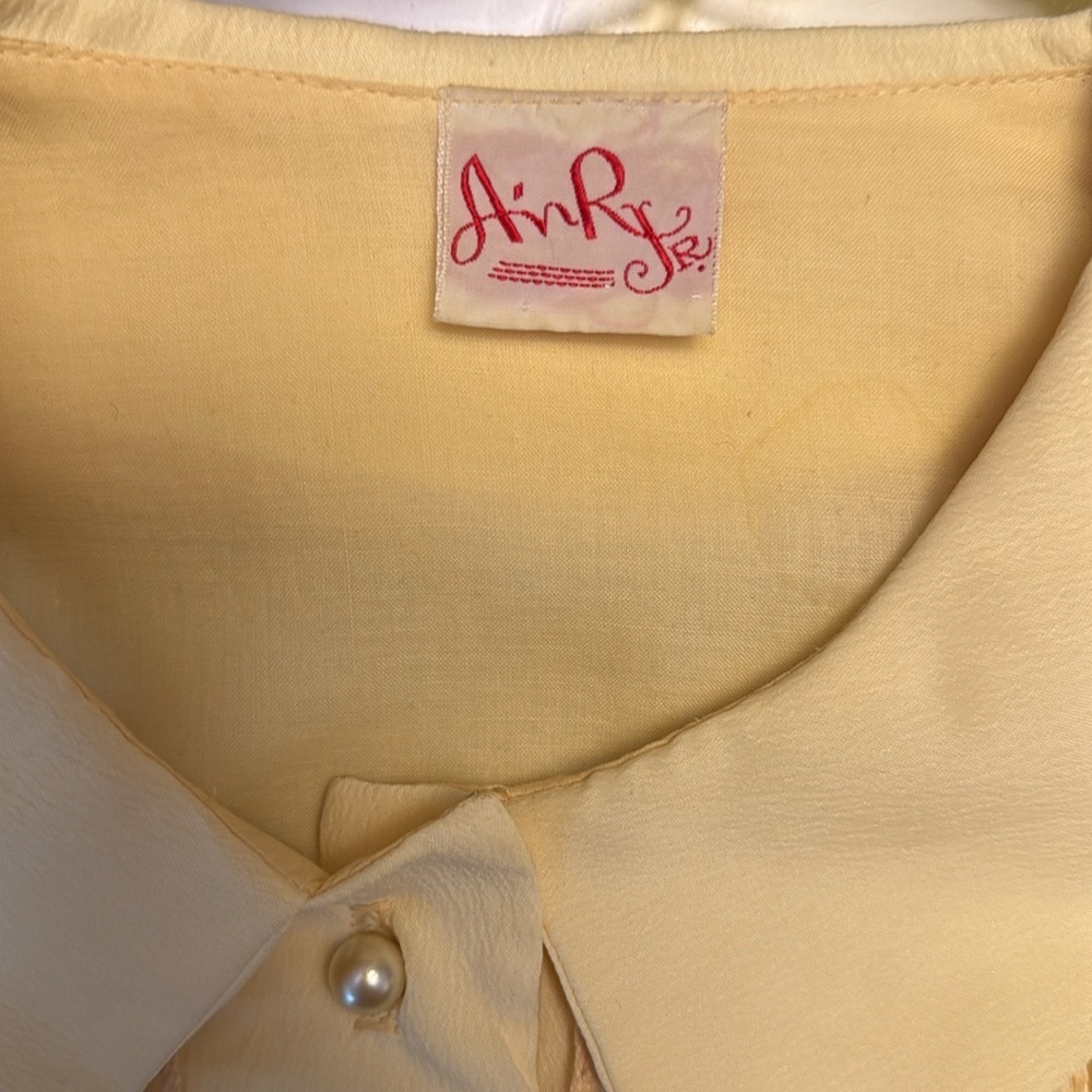 Vintage 50s AinR Jr. yellow w/ lace detail Shift Dress 
Large - Picture 7 of 13